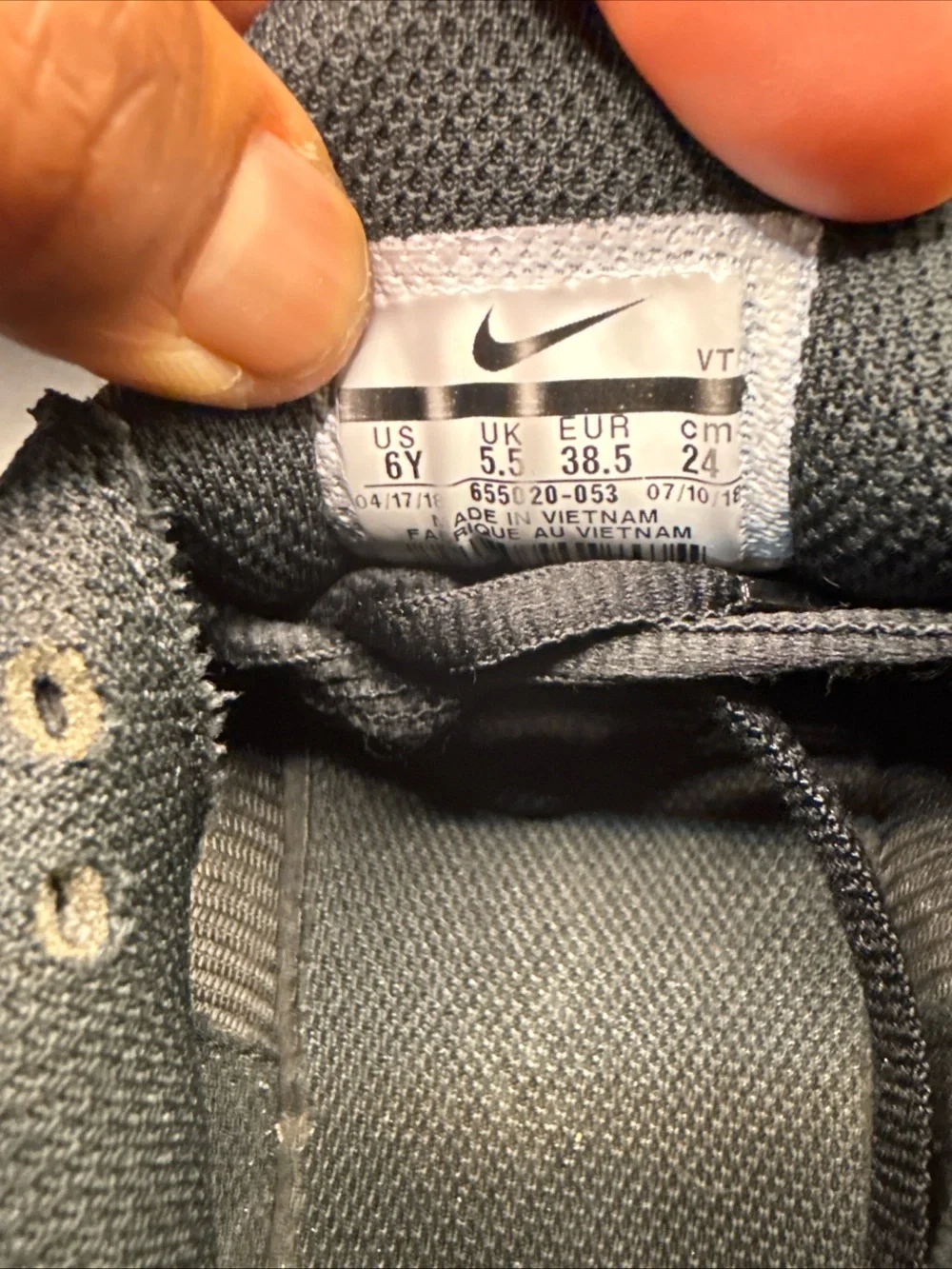Size 6Y (GS) - Nike Air Max Plus Low Black Pure Platinum, 655020-053, No Box